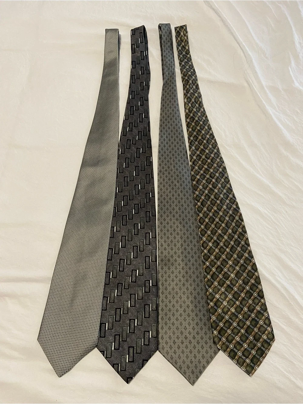 Geoffrey Beene Men's Grey and Olive Patterned Neckties - Set of 4